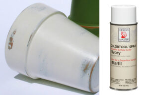 Design Master Spray -12oz / Ivory