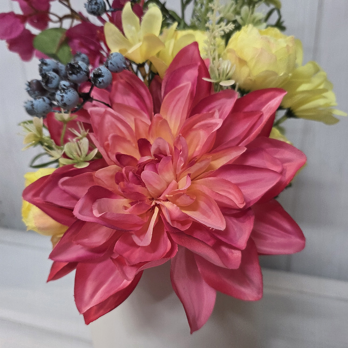 Long Petal Dahlia / Pink - Image 2