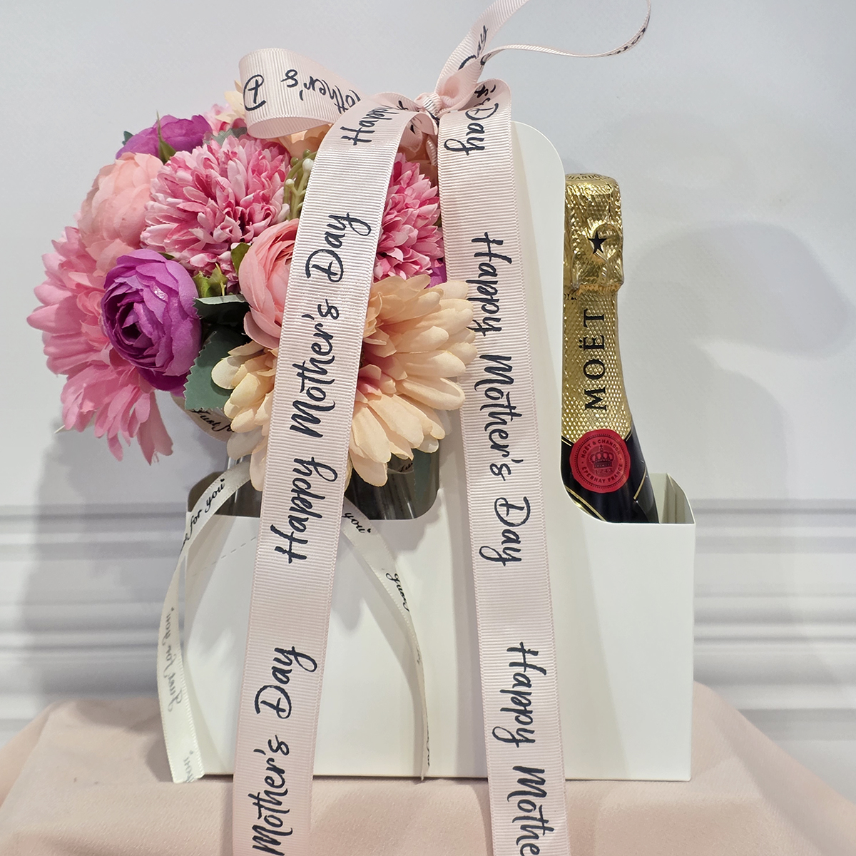 Dual Flower & Gift Bag (pk10)/ White - Image 2